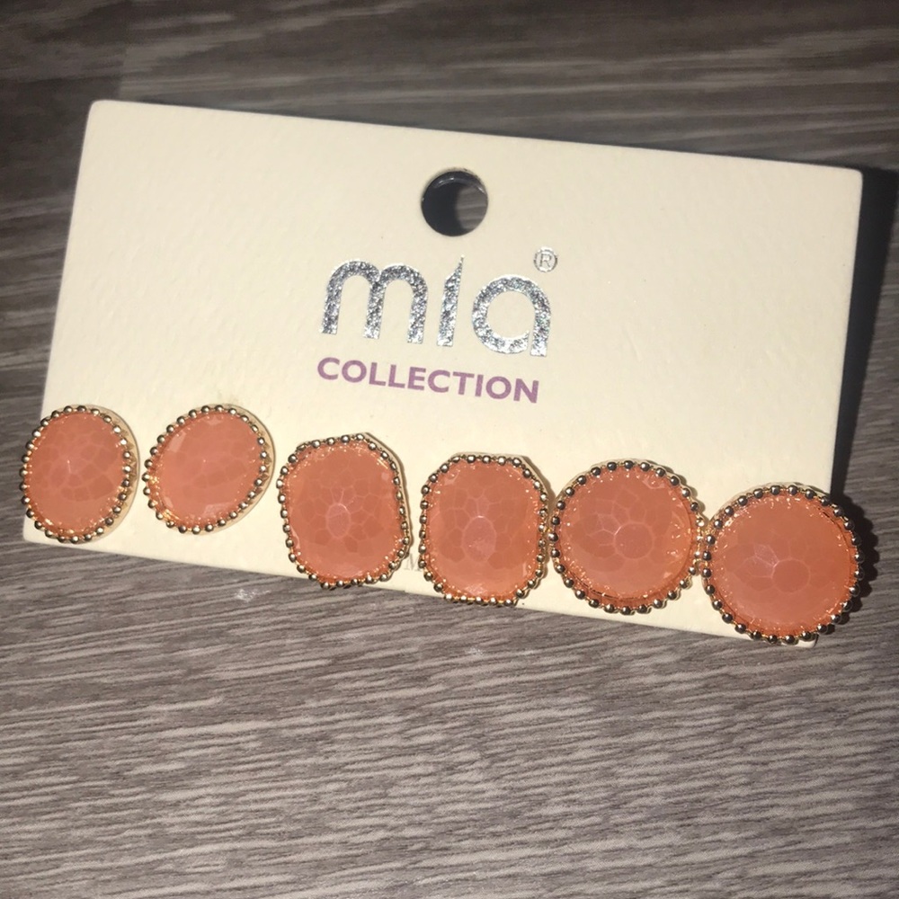 Pink earrings-studs